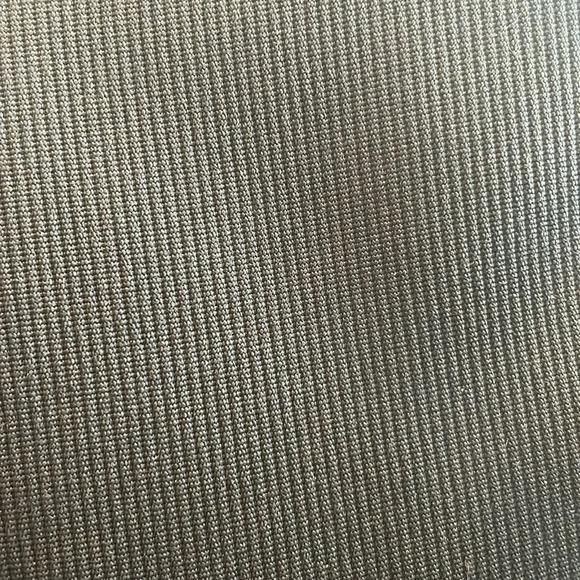 Izod Perform X straight leg pants Flat front Subtle texture Mens size 34 Navy - Picture 4 of 13